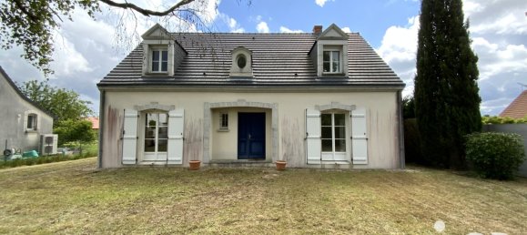 3 bedrooms House in Romorantin-Lanthenay, France No. 64158 6