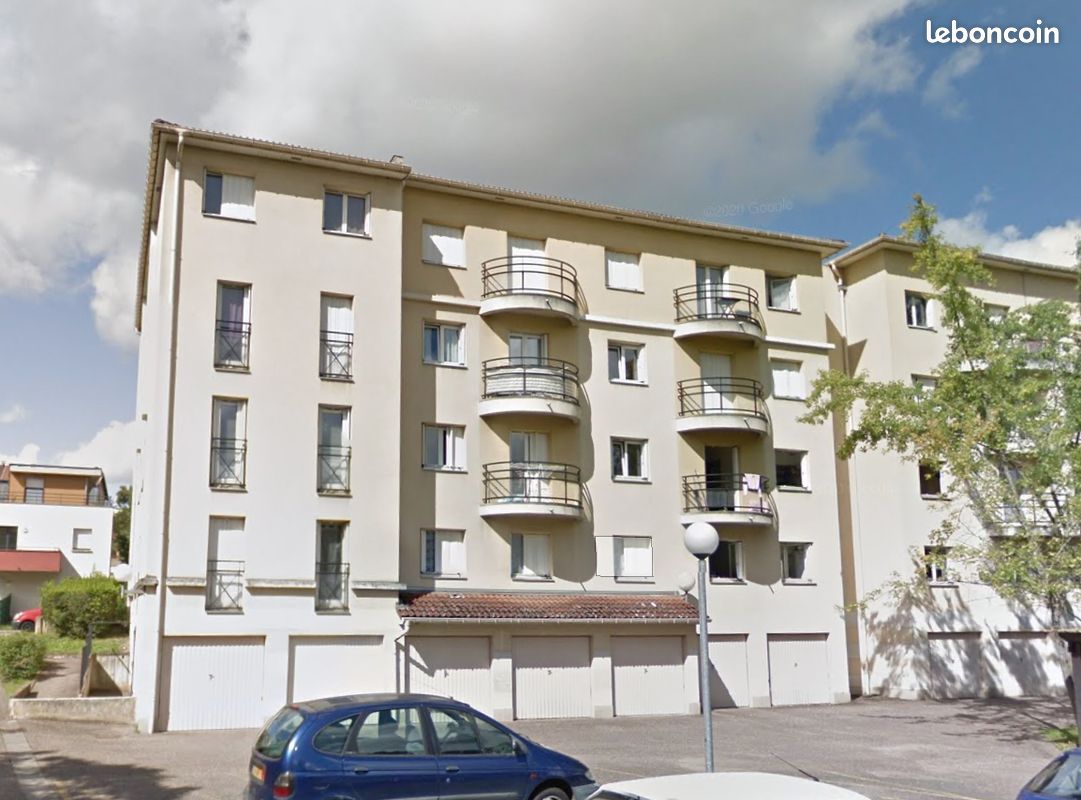 Гараж в Мец, Франция № 92077