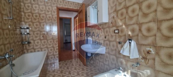 10-Zimmer Haus in Lanciano, Italy, Nr. 105784 11