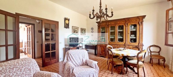 4 rooms Villa in Camaiore, Italy No. 304291 3