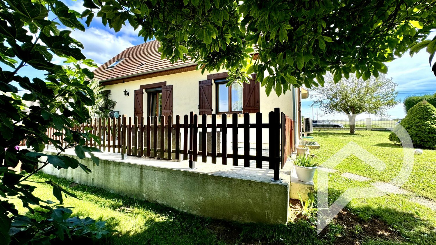 4 bedrooms House in Duvy, France No. 62831