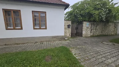 4غرفة منزل في Parndorf, Austria رقم 250907