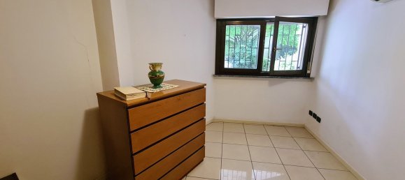 Bureau à Legnano, Italy 54m² No. 119080 23