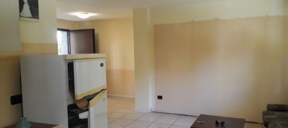 Bureau à Legnano, Italy 54m² No. 119080 6