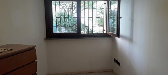 Bureau à Legnano, Italy 54m² No. 119080 10