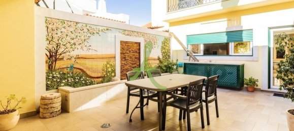 5 Schlafzimmer Haus in Lagoa, Portugal, Nr. 123241 2