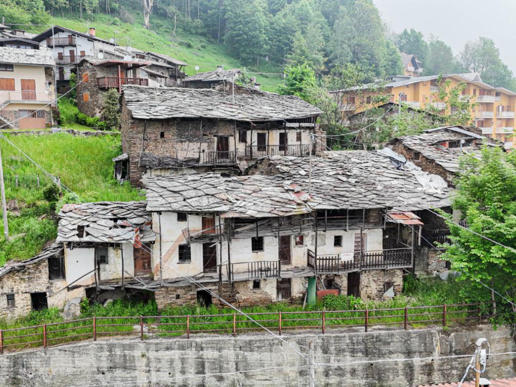 4 Schlafzimmer Haus in Paesana, Italy, Nr. 61063