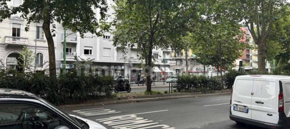 2 rooms Commercial property in Milan, Italy No. 302226 6