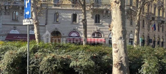 2 rooms Commercial property in Milan, Italy No. 302226 9