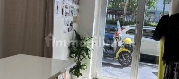2 rooms Commercial property in Milan, Italy No. 302226 10