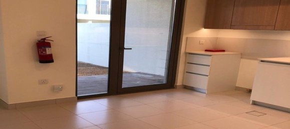 3 bedrooms Villa in Dubai, UAE No. 5970 6