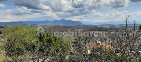 Квартира с 3 спальнями в Авильяно Умбро, Италия № 102032 32