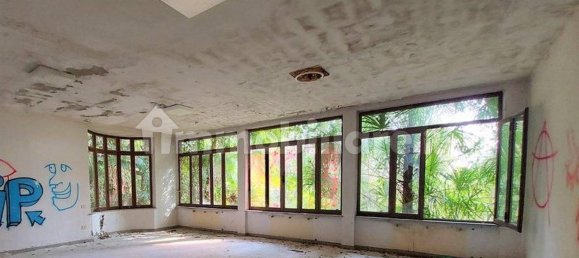 Imóvel comercial em Laveno-Mombello, Italy 5423 m² N.º 317740 18