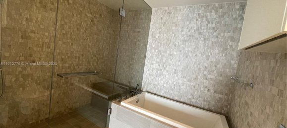 1 dormitorio propiedad comercial en venta en Miami, Miami-Dade, Florida, USA № 614243 19
