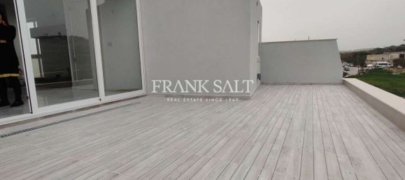 2 bedrooms Penthouse in Burmarrad, Malta No. 8353 18