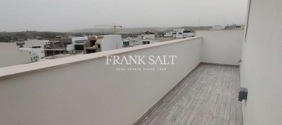 2 bedrooms Penthouse in Burmarrad, Malta No. 8353 17