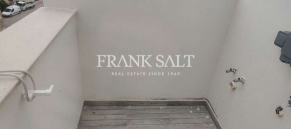 2 bedrooms Penthouse in Burmarrad, Malta No. 8353 19