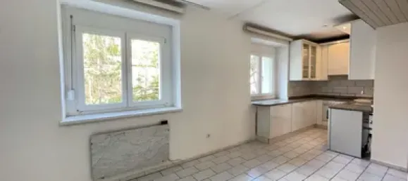 2 rooms Apartment in Schwechat, Austria No. 16408 3