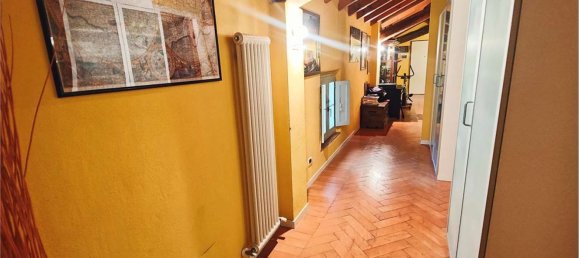 3 bedrooms Penthouse in Fidenza, Italy No. 352587 10