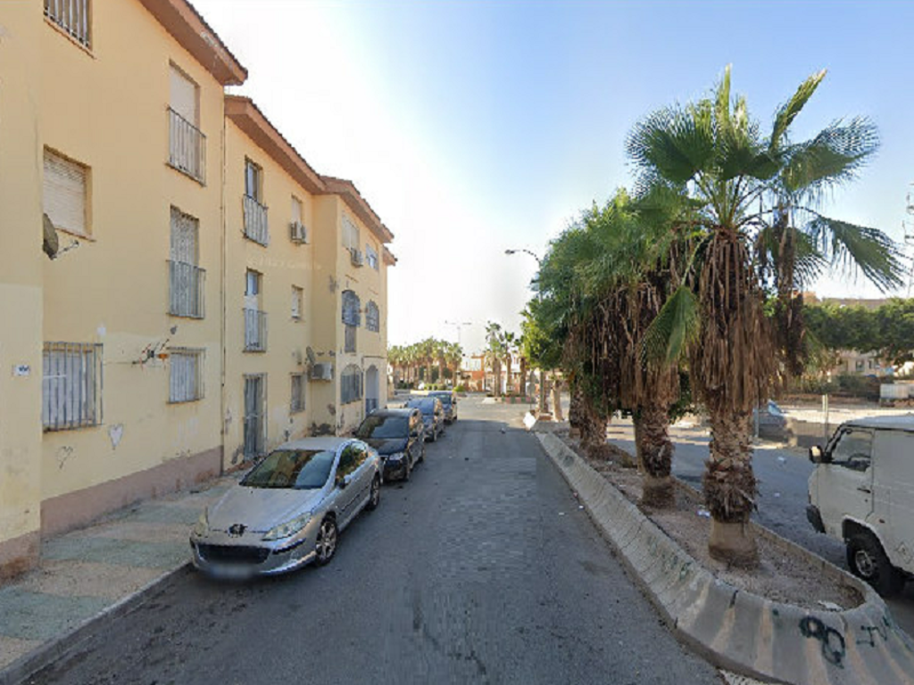 Apartamento de 3 dormitorios en Vícar, Spain No. 203102