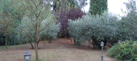 7 rooms Apartment in Castelnuovo di Porto, Italy No. 14539 4