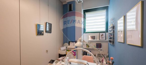 Коммерческая недвижимость с 5 комнатами в Озио Сотто, Италия № 341864 27