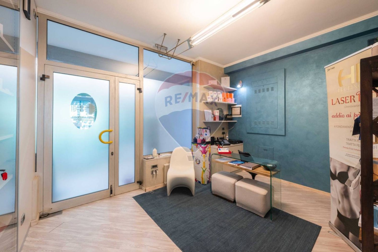 5-Zimmer Gewerbliche Immobilie in Osio Sotto, Italy, Nr. 341864