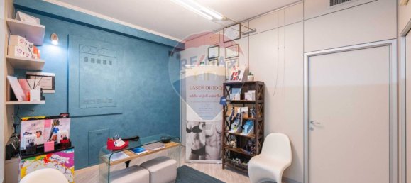 5-Zimmer Gewerbliche Immobilie in Osio Sotto, Italy, Nr. 341864 15