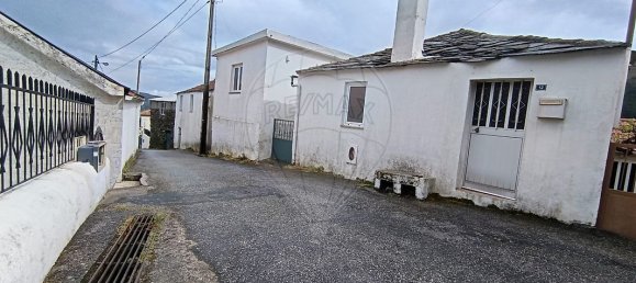 3 bedrooms House in Vila Real, Portugal No. 166833 4