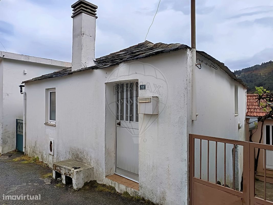 3 bedrooms House in Vila Real, Portugal No. 166833