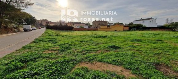 561m² Land in Garriguella, Spain No. 73530 12