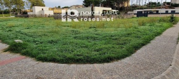 561m² Land in Garriguella, Spain No. 73530 11