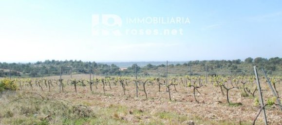 561m² Land in Garriguella, Spain No. 73530 3