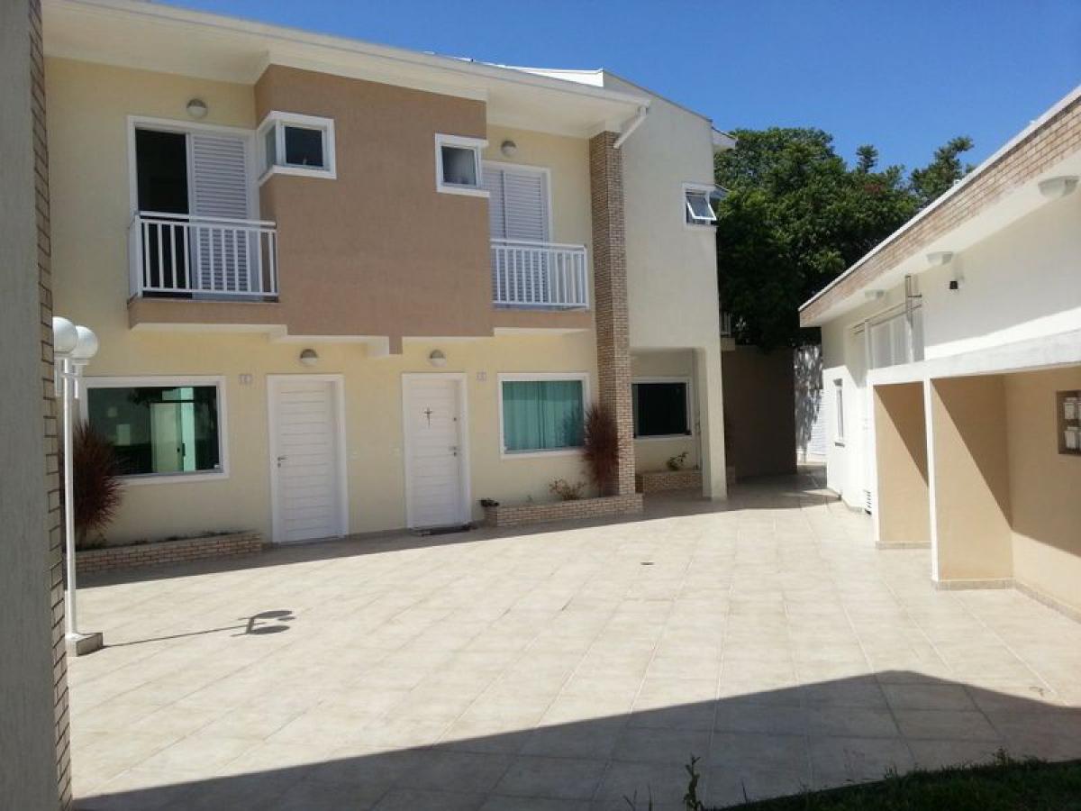 Casa de 3 dormitorios en Sao Paulo, Brazil No. 486838