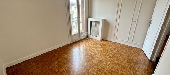 Квартира с 2 спальнями в Пуасси, Франция № 165056 7