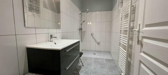 Casa de 5 dormitorios en Bazas, France No. 190209 10