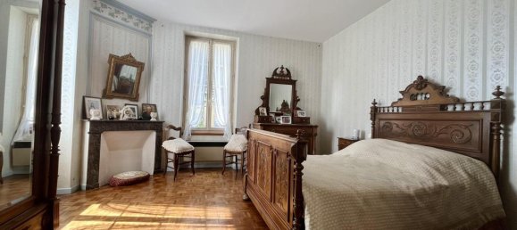 Casa de 5 dormitorios en Bazas, France No. 190209 9