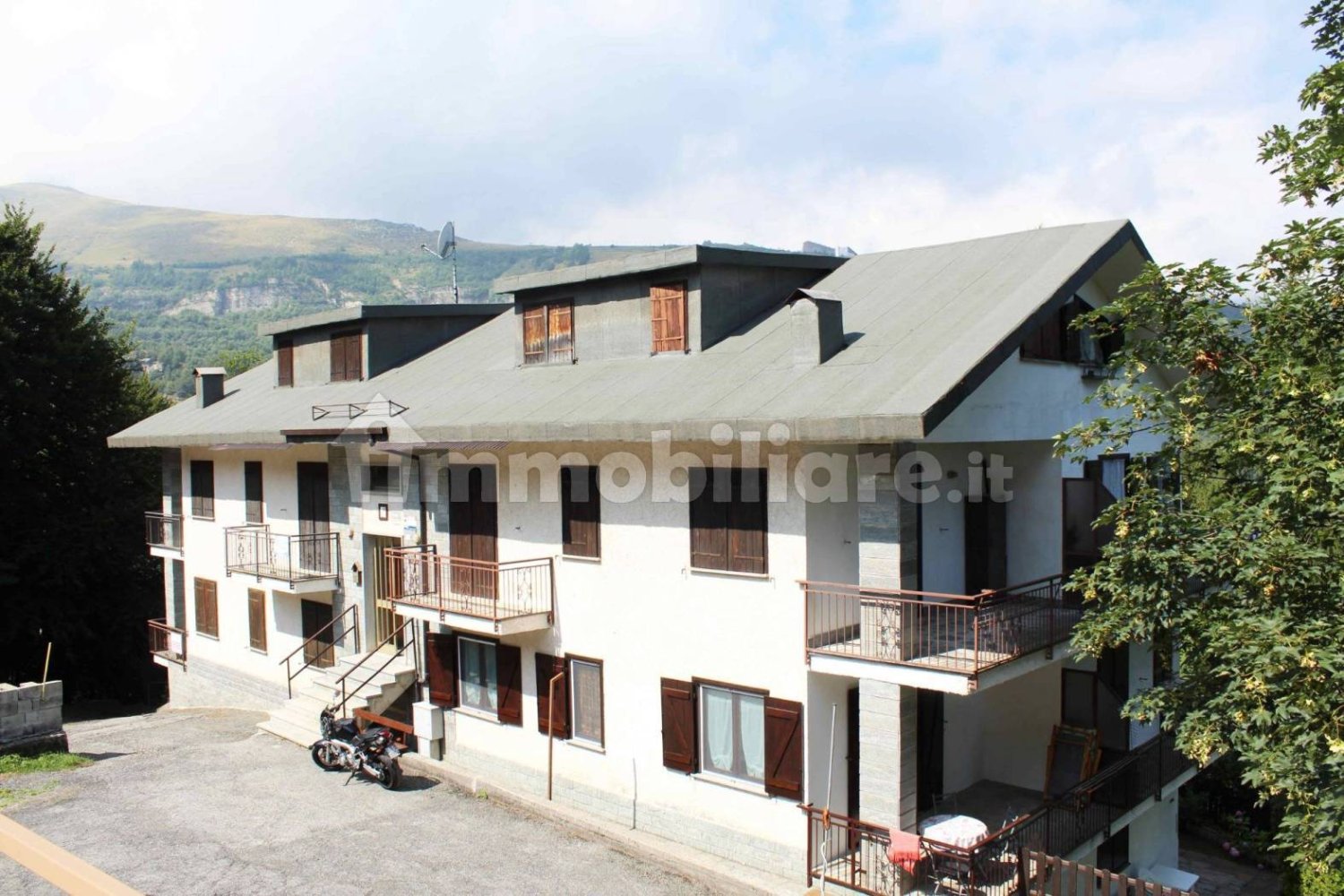 2 bedrooms Apartment in Bagnolo Piemonte, Italy No. 282710