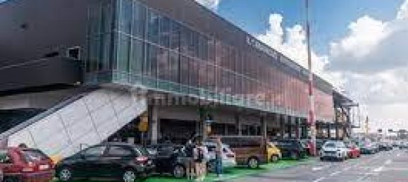 5 rooms Commercial property in Stezzano, Italy No. 374029 3