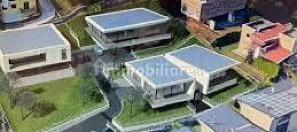 5 rooms Commercial property in Stezzano, Italy No. 374029 2