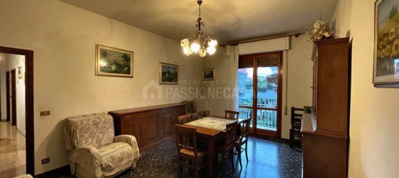 4 rooms Apartment in Prato, Italy No. 49015 20