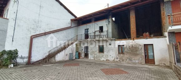 2 bedrooms House in Verolengo, Italy No. 163680 10