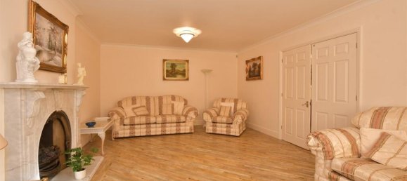 4 bedrooms House in Essex, United Kingdom No. 4091 13