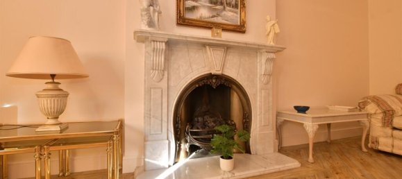 4 bedrooms House in Essex, United Kingdom No. 4091 7