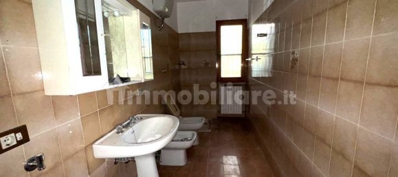 Villa T5 em Casina, Italy N.º 323324 7