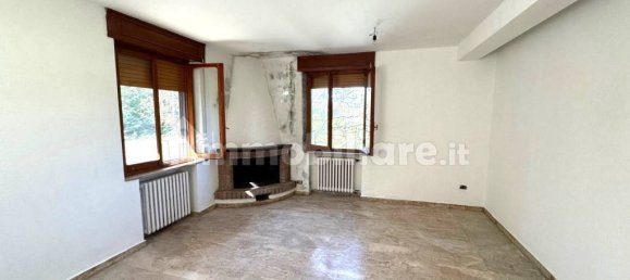 Villa T5 em Casina, Italy N.º 323324 2