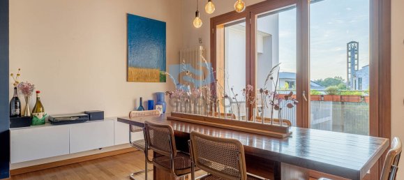 5 rooms Duplex in Treviso, Italy No. 217297 2