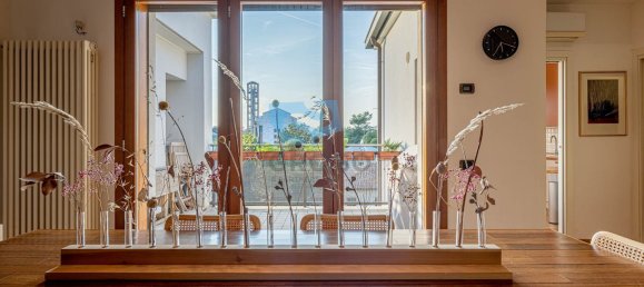 5 rooms Duplex in Treviso, Italy No. 217297 4