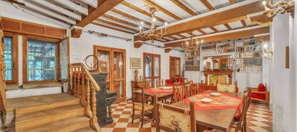 8 bedrooms House in Campogalliano, Italy No. 302468 12