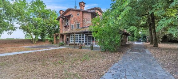 8 bedrooms House in Campogalliano, Italy No. 302468 21